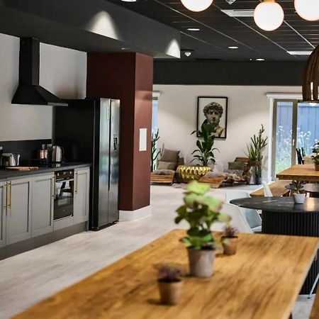 Appartement For Students Only The Oaks In Coventry Extérieur photo