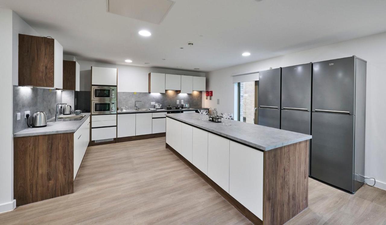 Appartement For Students Only The Oaks In Coventry Extérieur photo