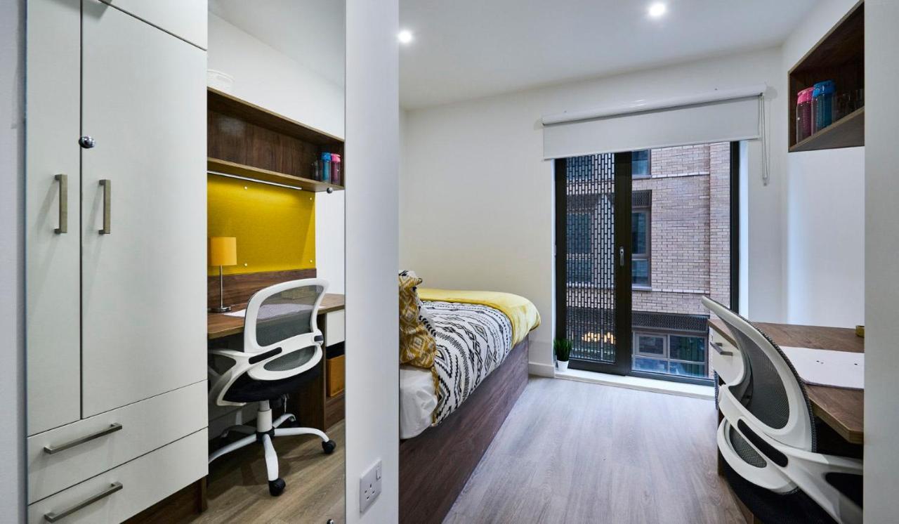 Appartement For Students Only The Oaks In Coventry Extérieur photo