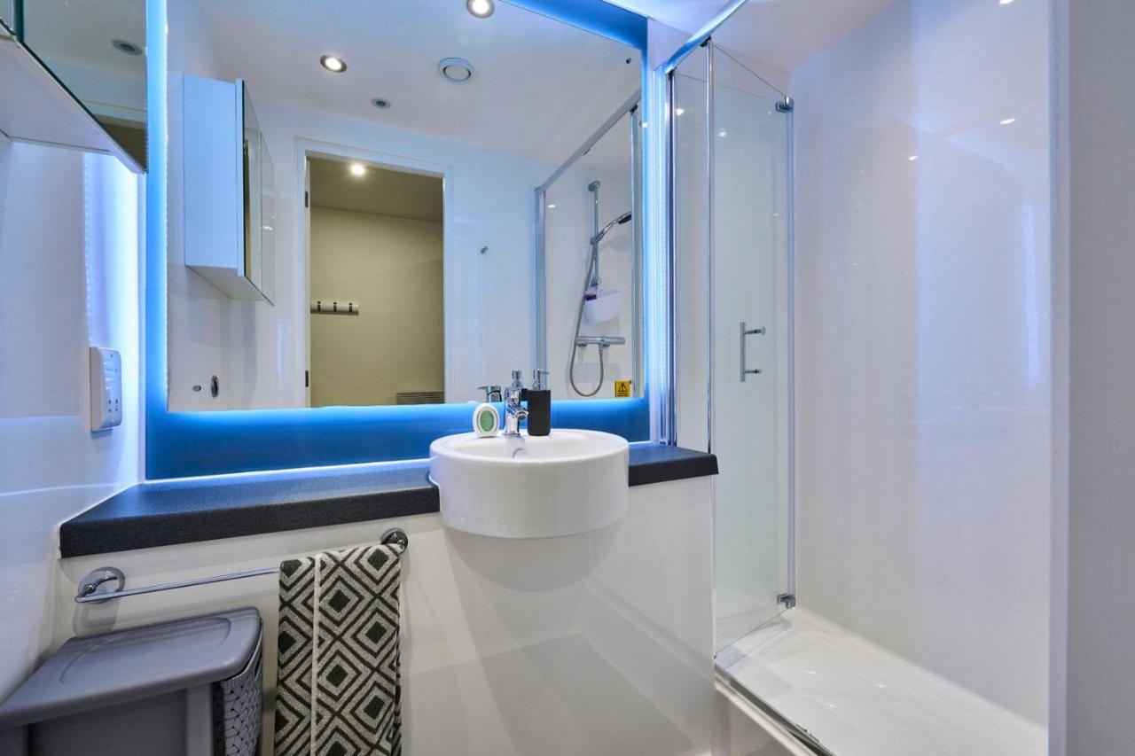 Appartement For Students Only The Oaks In Coventry Extérieur photo