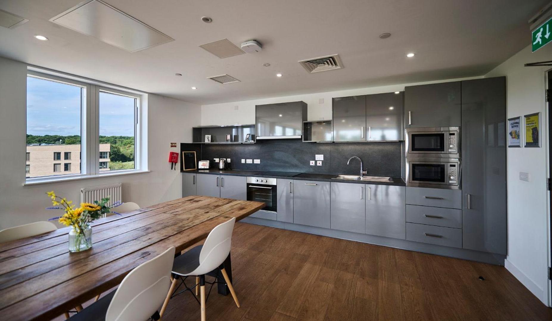 Appartement For Students Only The Oaks In Coventry Extérieur photo
